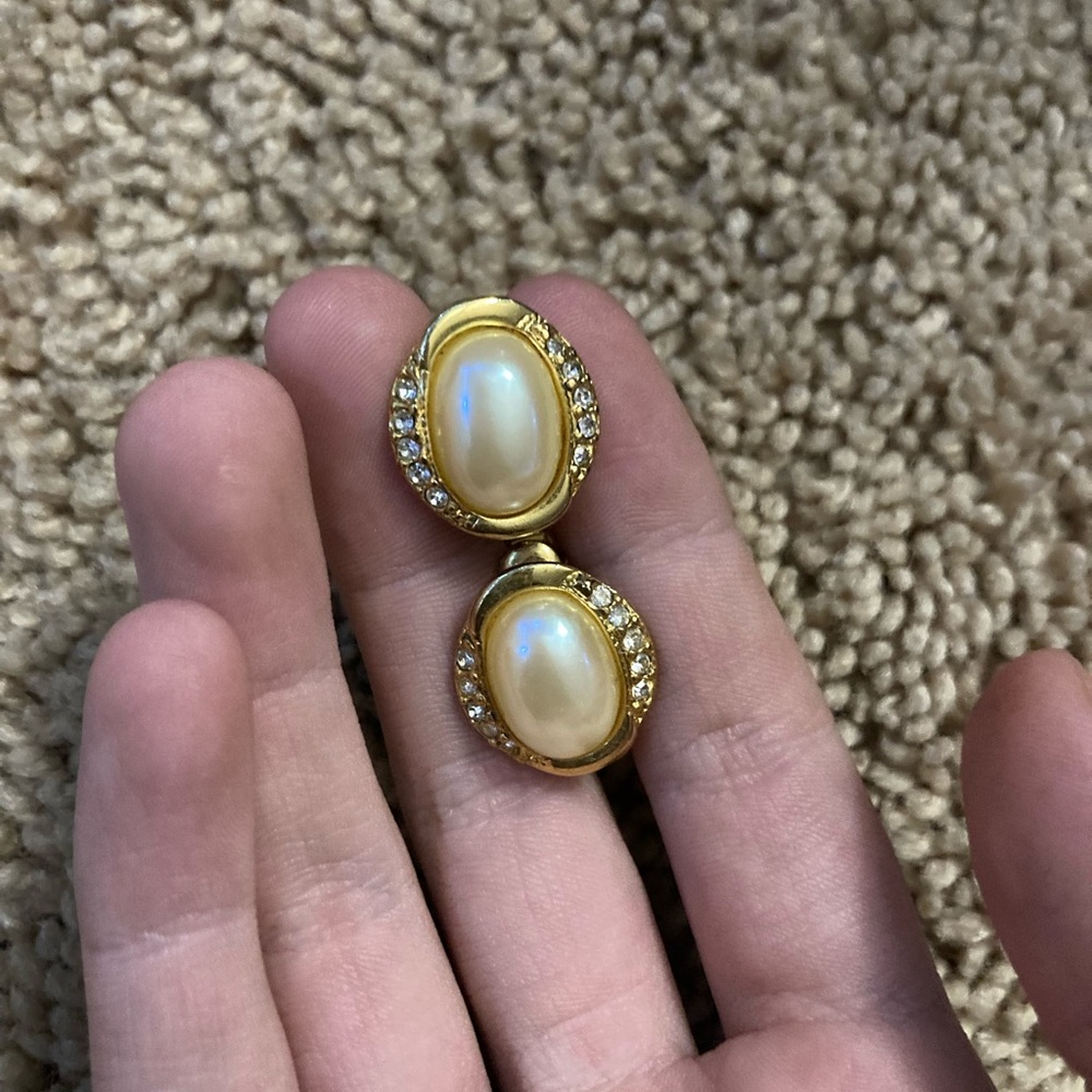 Beautiful gold and pearl clip earrings